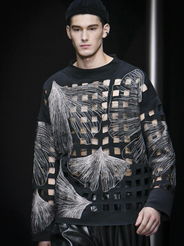 As principais tendências e desfiles da semana de moda masculina de Milão Emporio Armani, verão 2024.