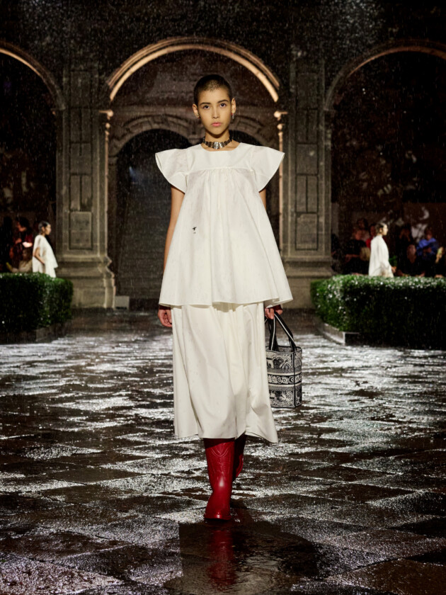 Christian Dior Cruise 2024 desfile Christian Dior Cruise 2024