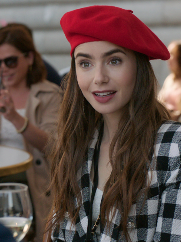 Figurino de Emily in Paris: o debate