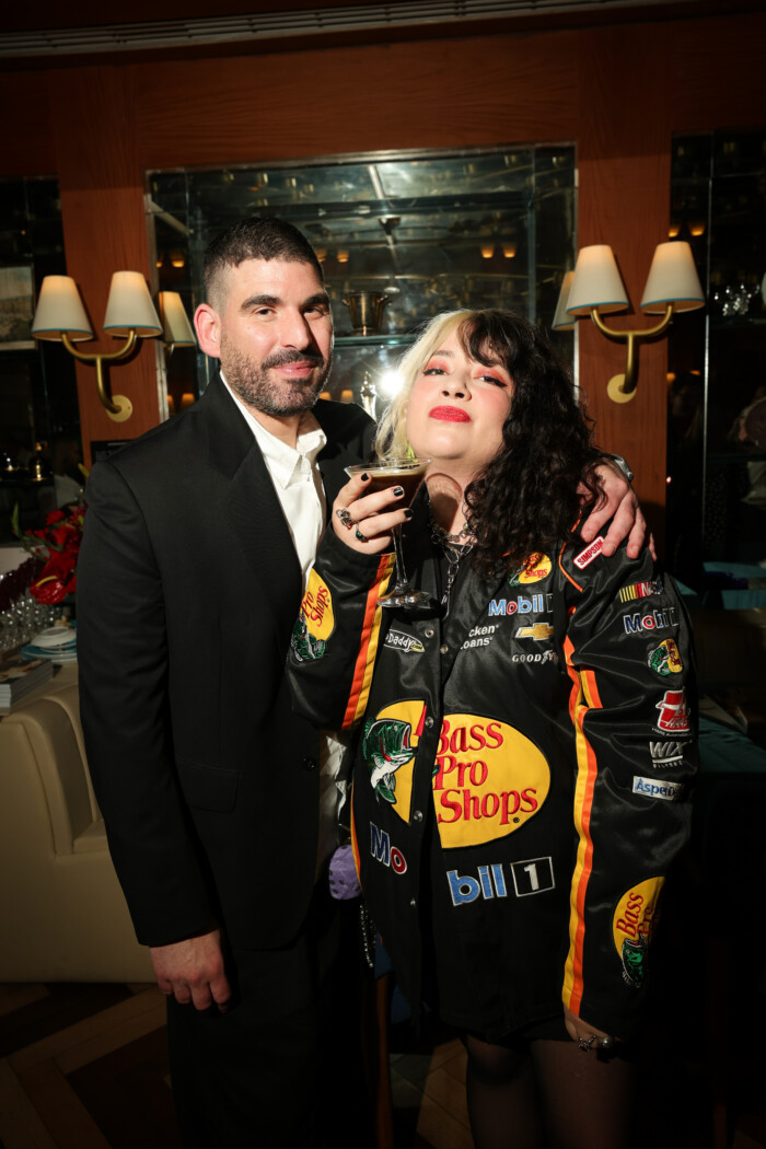 Dupla dinâmica: Iconique 001 Intense é lançado ao lado do volume 3 da ELLE Men