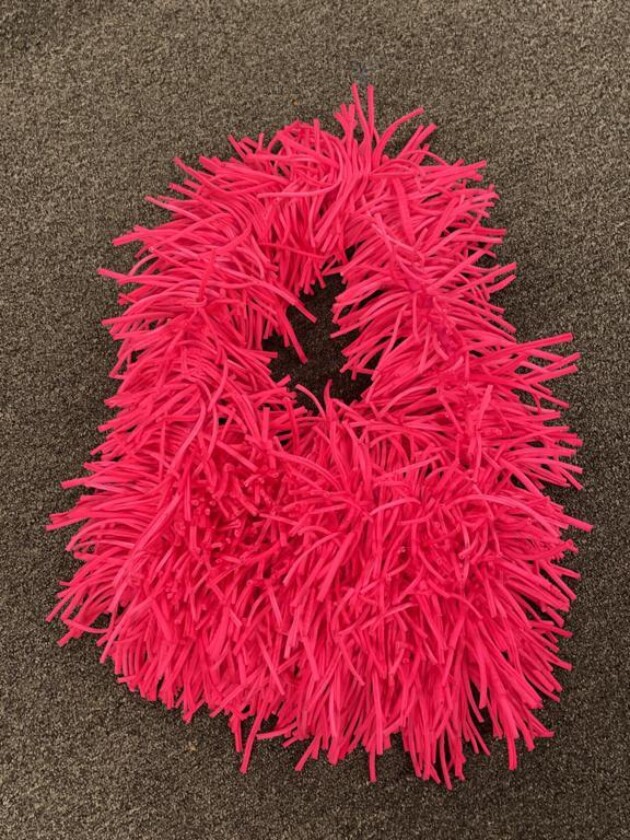 O boom das bolsas divertidas que estão por toda a parte Bolsas divertidas: Colosso é o modelo cheio de franjas da Toca