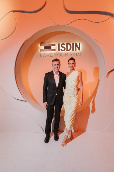 Conheça os novos produtos de ISDIN que já são os queridinhos de Camila Queiroz