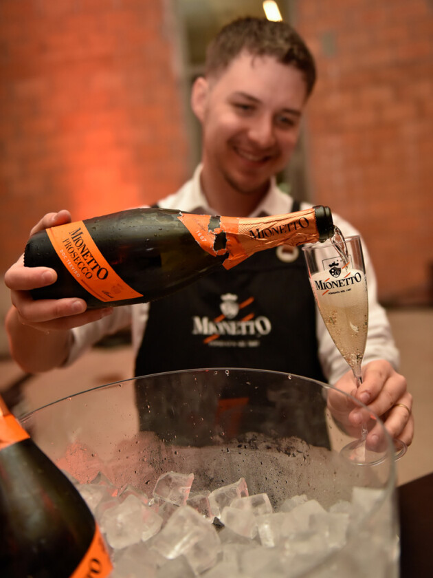 Finalistas do EDIDA BR estão em exposição em São Paulo ELLE Deco Brasil Design Awards - EDIDA BR