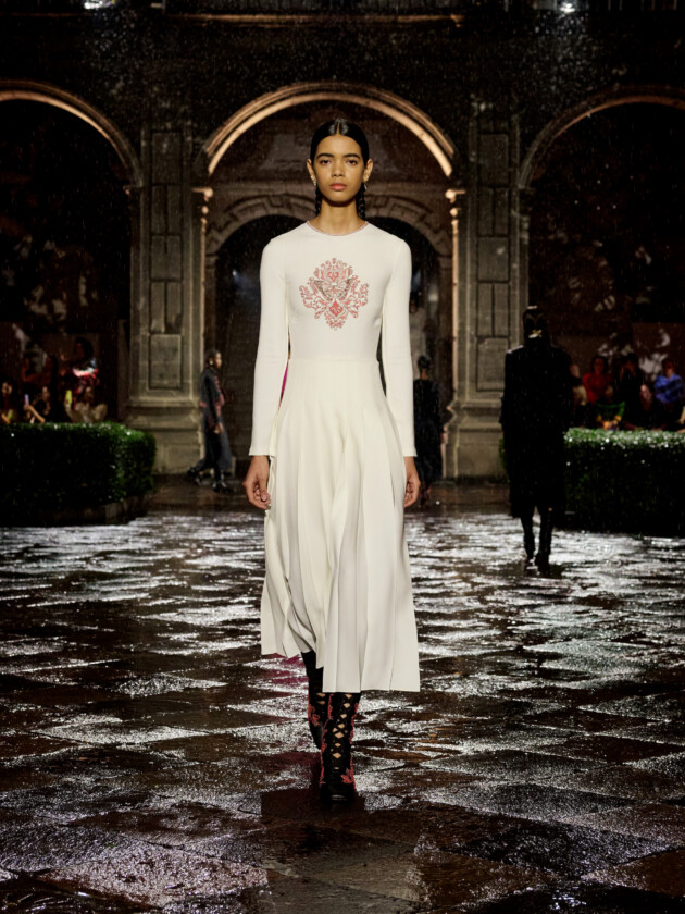 Christian Dior Cruise 2024 desfile Christian Dior Cruise 2024