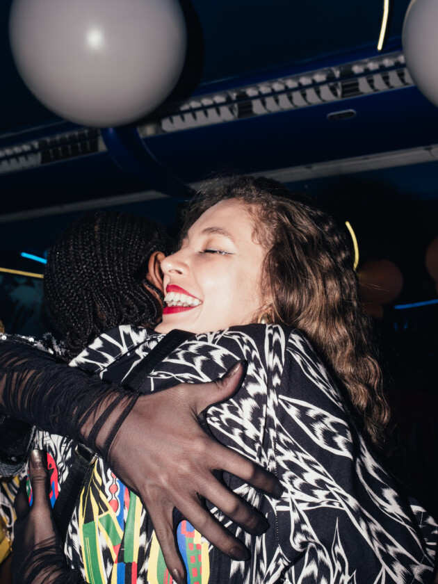 ELLE na Sapucaí: um olho no camarote da moda, outro na avenida!