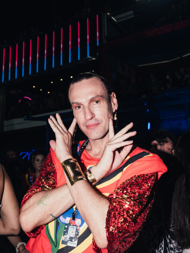 ELLE na Sapucaí: um olho no camarote da moda, outro na avenida!