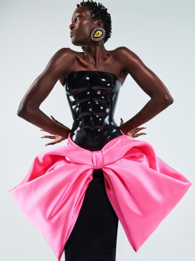 Roupas esculpidas: a moda parece pronta para a batalha